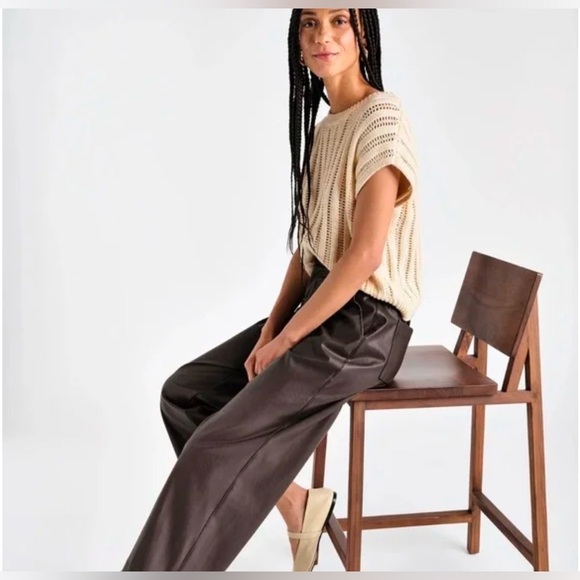 Splendid Vegan Leather Ankle
Trouser sz 2, Brown color, NWT - Picture 4 of 14